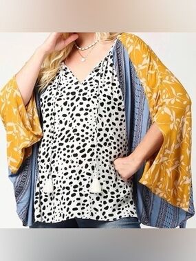 GiGio by Umgee Boho Oversized Mixed Print Batwing Tassel Blouse Small
